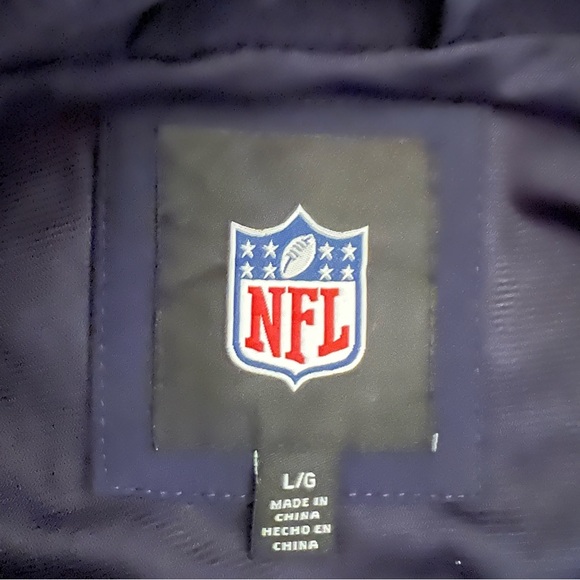 NFL Bears Jacket - Picture 3 of 3